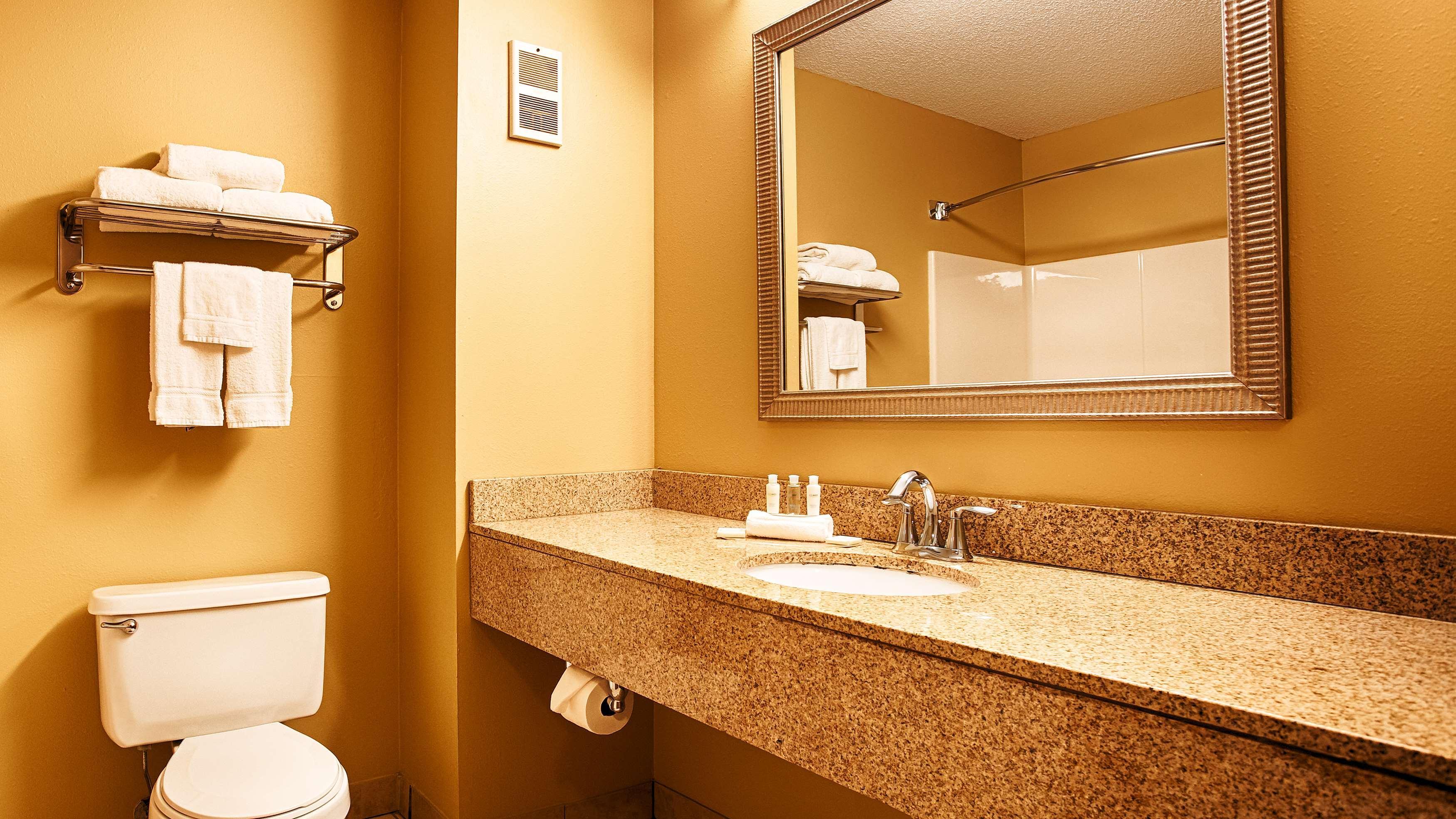 Best Western Plus Executive Inn St. Marys Exterior foto